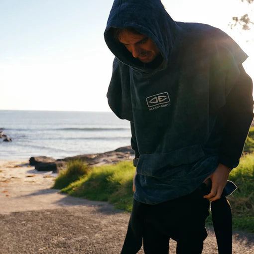 Ocean and Earth Poncho Corp Hooded