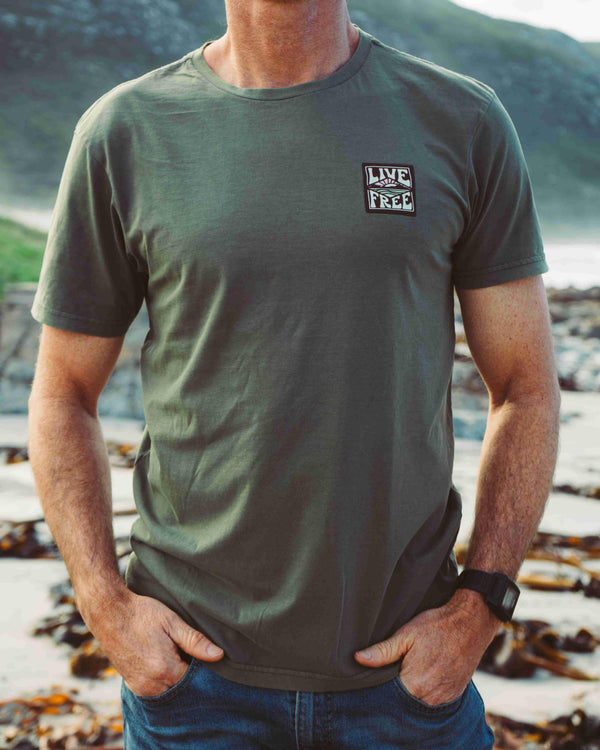 Komsurf T-shirt Live Free Retro Sage